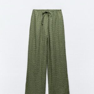 Zara set !!size small pant and medium top!!